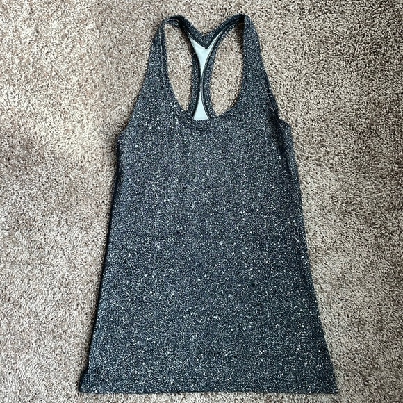 GUC lululemon tank - Picture 1 of 6